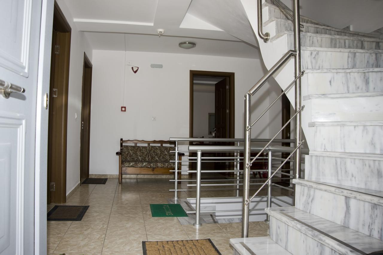 Отель Pyrgos Sofokleous Митилини Экстерьер фото